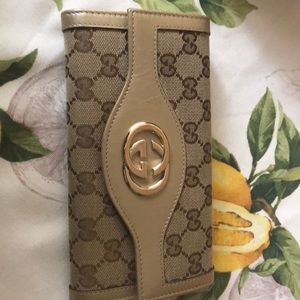 Gucci wallet